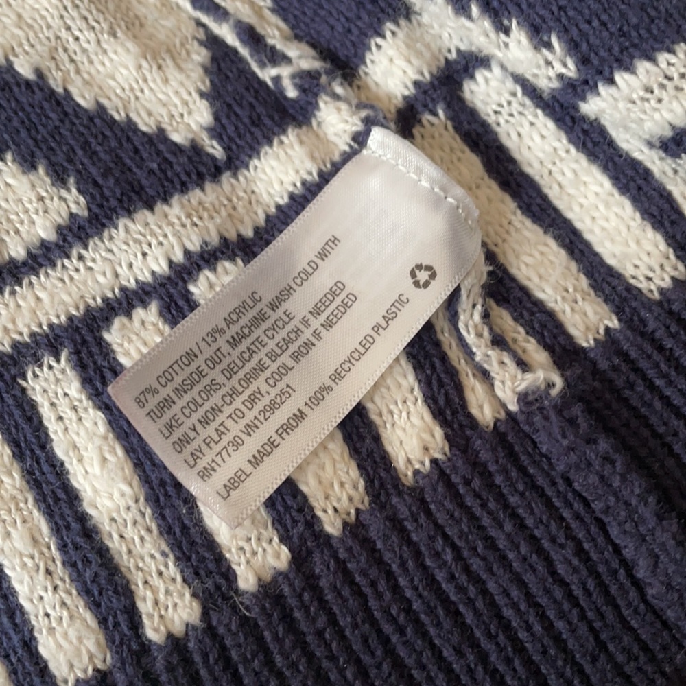 Cardigan - Picture 7 of 7